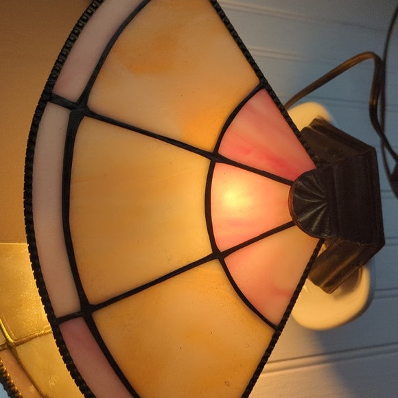Strained Glass Fan accent/night light - Picture 2 of 15